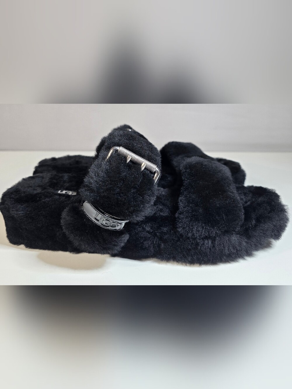 Ugg Women's Slipper Fuzz Yeah Slide Sheepskin Size 9